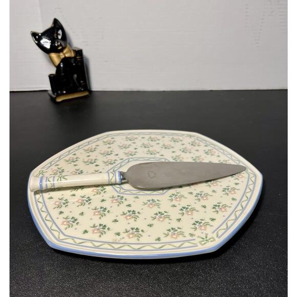 Royal Tara Ireland 1980s “Laura” Floral Bone China Cake Platter & Steel Server - Picture 3 of 16